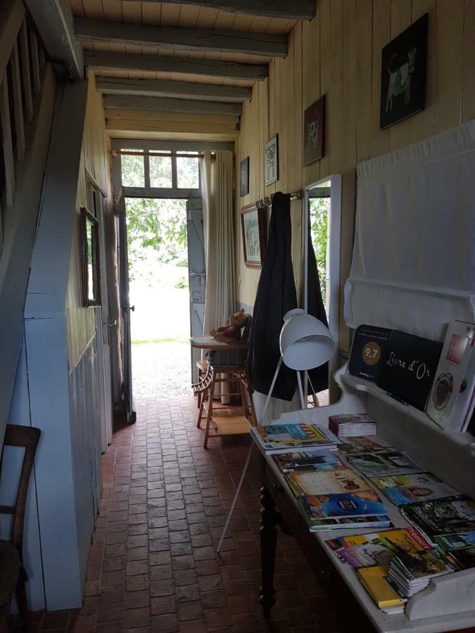 Le Vieux Logis De La Galocherie Sainte-Florence Екстериор снимка